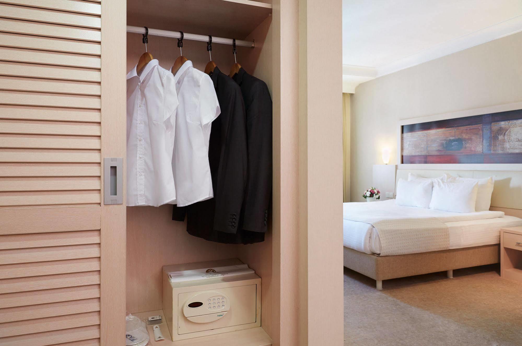 Kordon Hotel Alsancak İzmir Kültér fotó